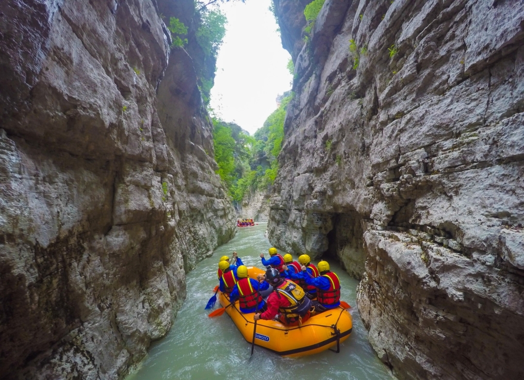 Osumi Canyon Rafting Tour | Full day 5