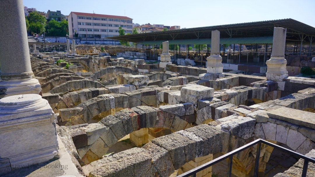 Daily Smyrna City Tour with Kadifekale, Agora, Kemeraltı Bazaar & Historical Elevator 9