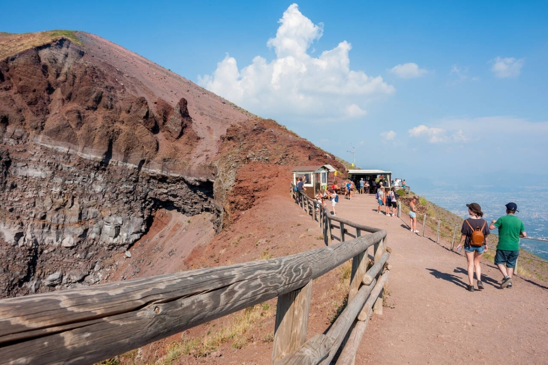 From Naples: Vesuvius Bus & Entry Tickets 2