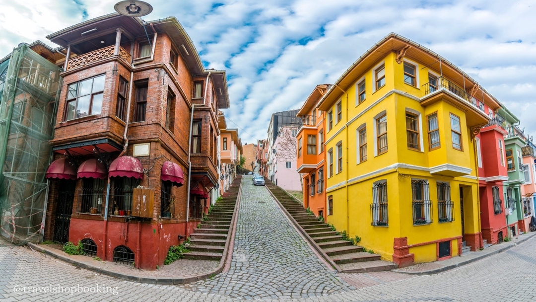 Off the Beaten Path Fener & Balat Walking Tour – Discover Hidden Istanbul 3
