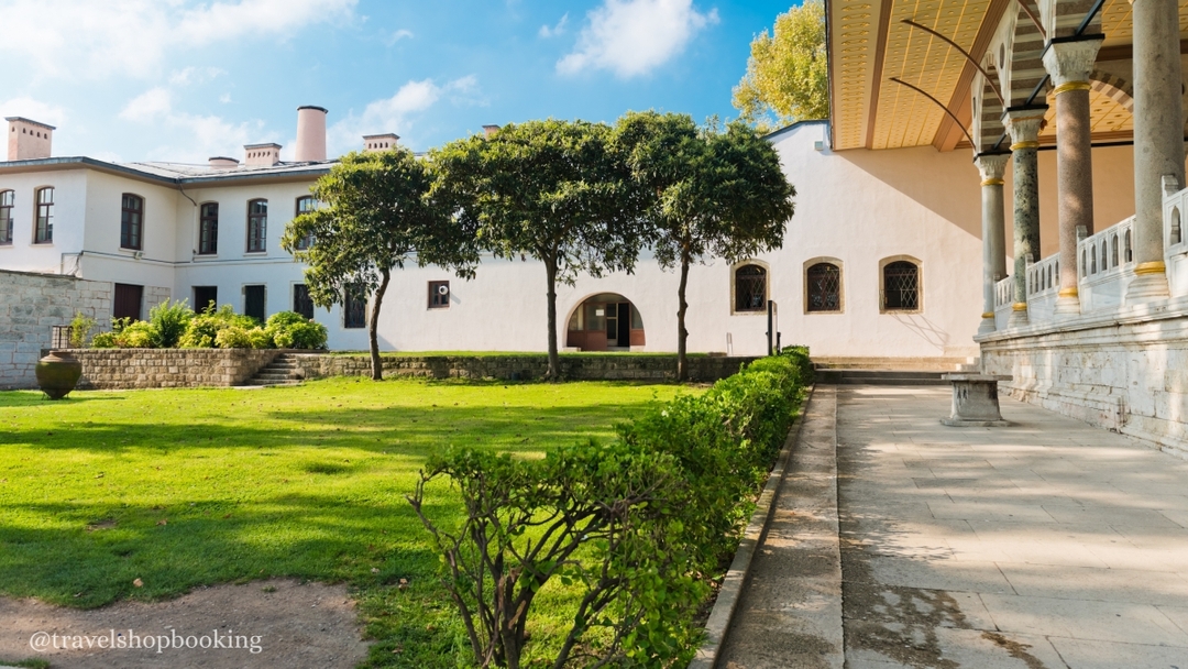 Daily Topkapi Palace Museum Walking Tour in Istanbul – Explore Ottoman History & Culture 7