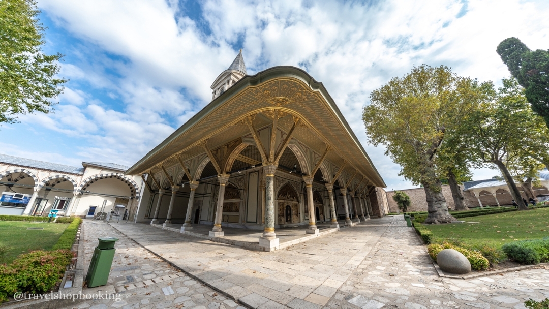 Daily Istanbul City Tour from  Kusadasi By Flight 10