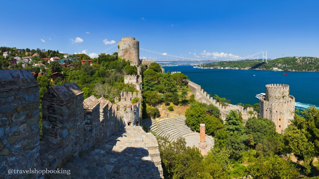 European Side Coast Tour of Garipce Village, Rumeli Fortress and Balat 3