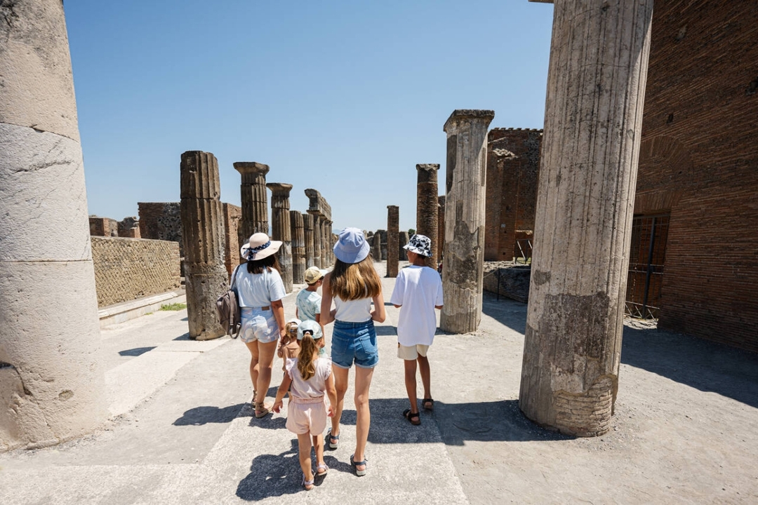 Pompeii: Smart Audio Guide & Skip-the-Line Ticket 1