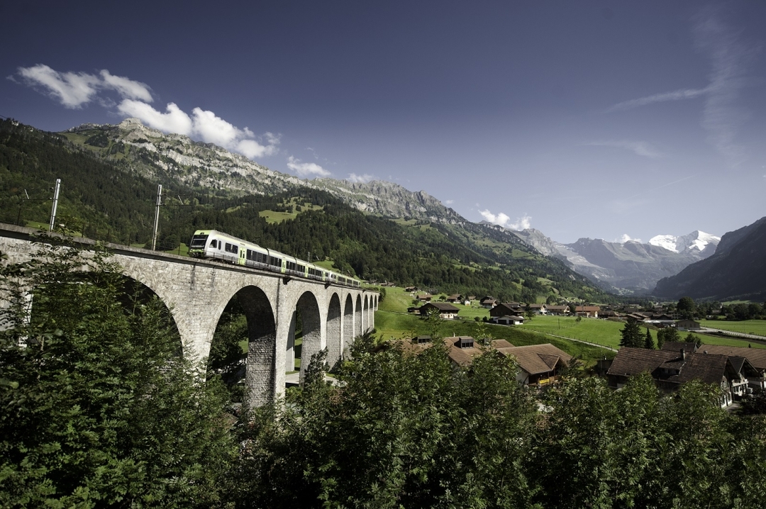 Interlaken and the Green Train of Swiss Alps - Day trip from Milan 5