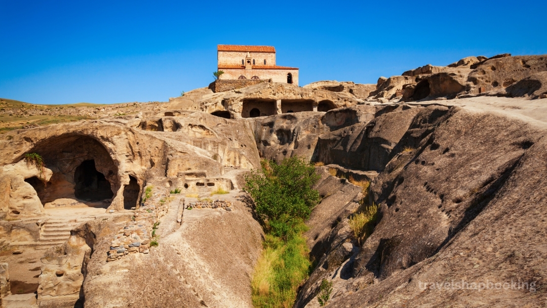 Ancient Caves & Old Capital City – Uplistsikhe & Mtskheta Day Tour 5