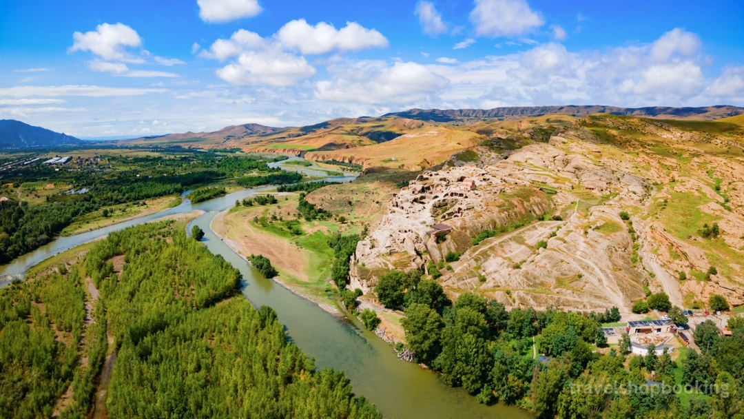 Ancient Caves & Old Capital City – Uplistsikhe & Mtskheta Day Tour 6