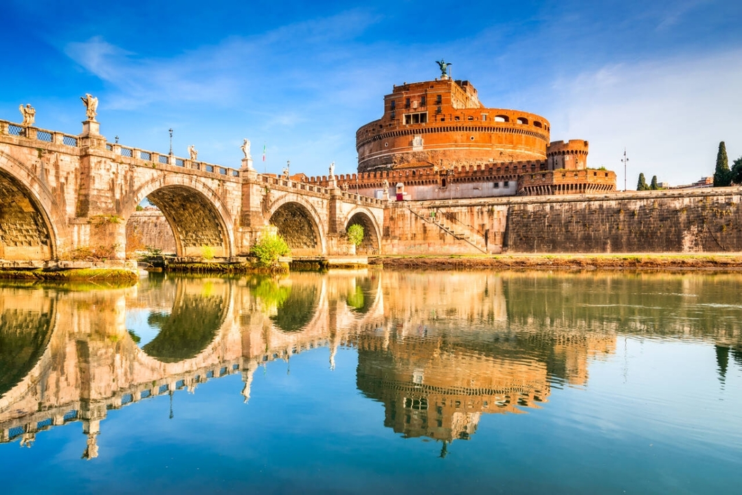 Disembark tour from Civitavecchia: Guided tour of Castel Sant'Angelo and Rome Hop-On Hop-Off 2