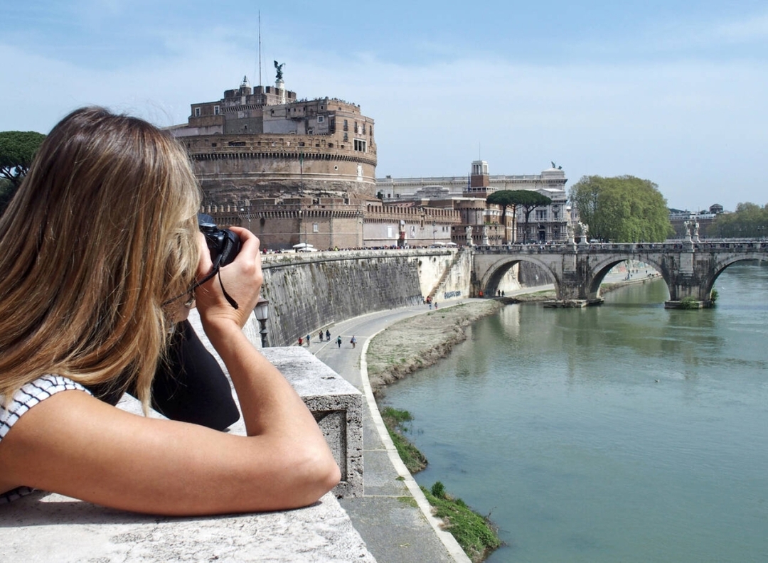 Disembark tour from Civitavecchia: Guided tour of Castel Sant'Angelo and Rome Hop-On Hop-Off 6