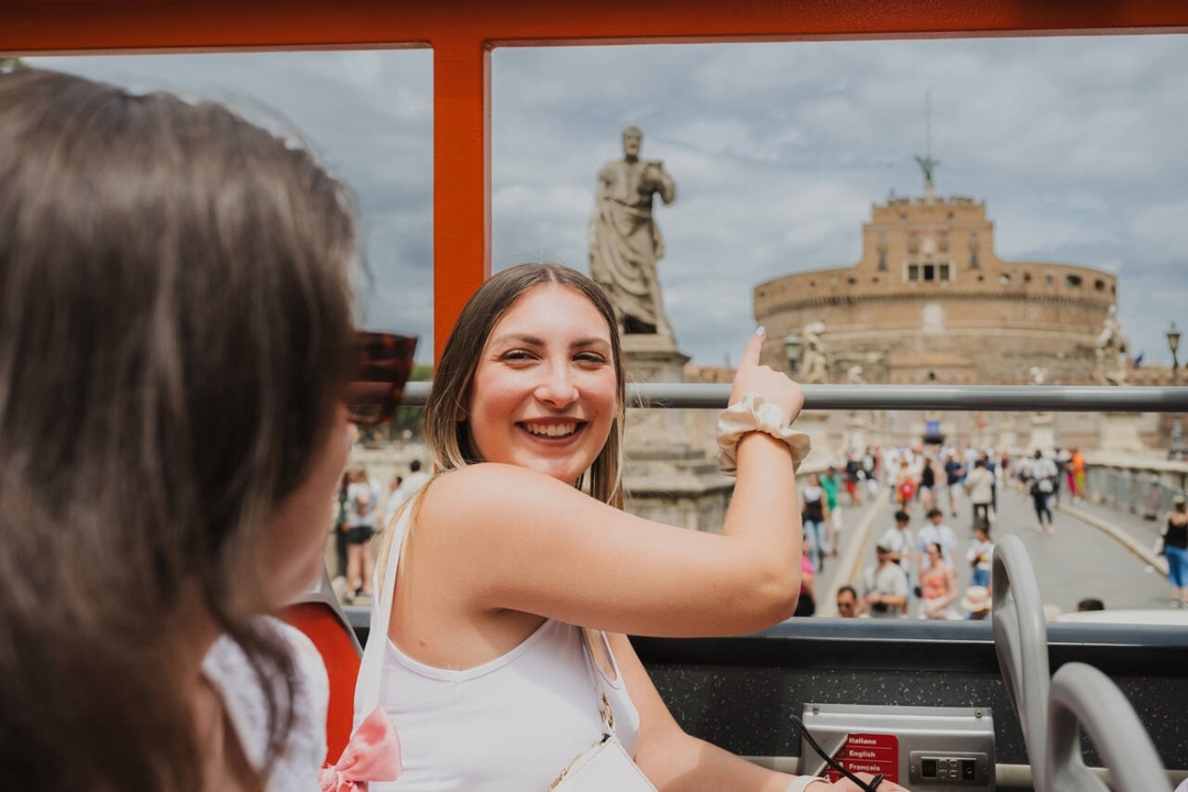 Rome Hop On Hop Off Tour from Civitavecchia by Train 4
