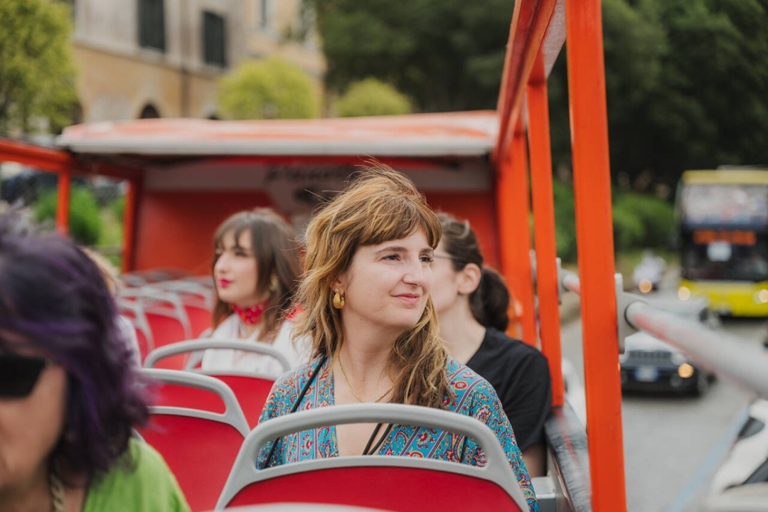 Genova Vip Tour By Open bus 2