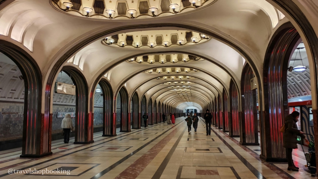 Hidden Architecture of Tbilisi – Art Nouveau & Sololaki Walking Tour (Private) 2