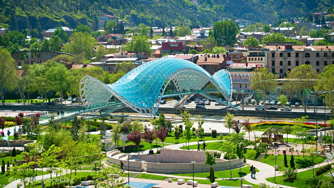 Best Tbilisi Half Day City Tour with Cable Car Ride 10