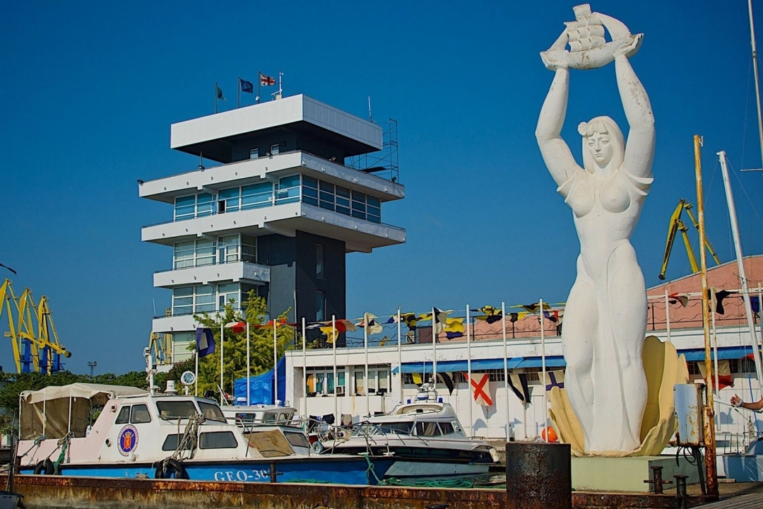 Poti Walking Tour – Lighthouse, Sea Port & Historic City Landmarks 3