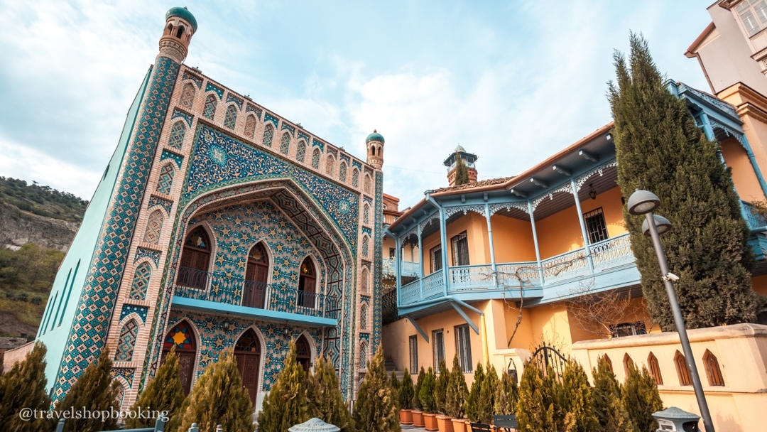 Tbilisi Wine Tour – Old Town Sightseeing, Wine Tastings & Mtatsminda Dinner 7