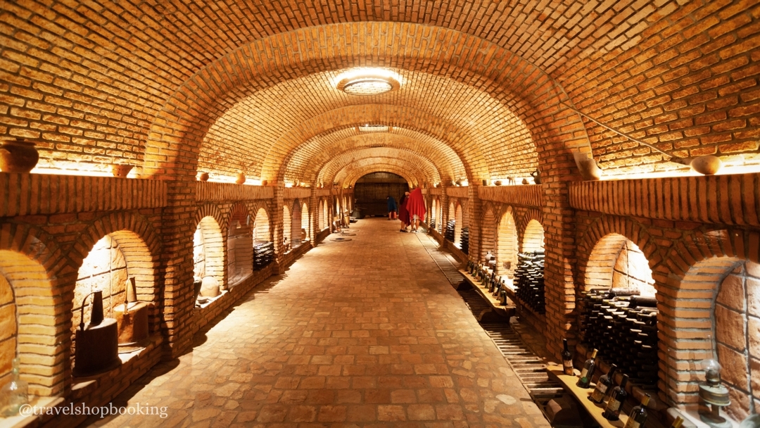 6 Day Wine & Brandy Tour in Georgia – Kakheti Winery & Tbilisi Experience 7