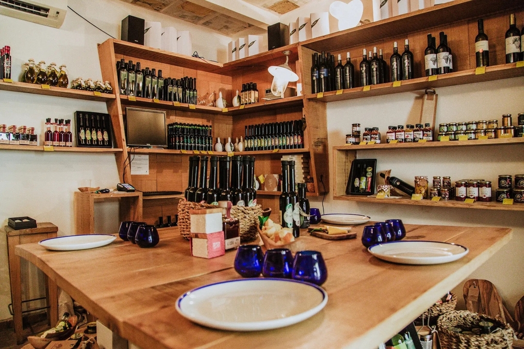 Split Walking Tour & Uje Olive Experience 7