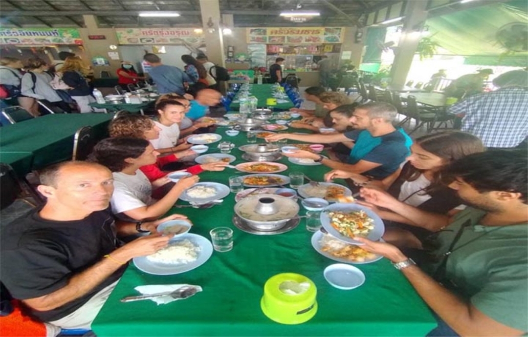 CHIANG MAI: One day Doi Inthanon-Waterfall - Lunch 9