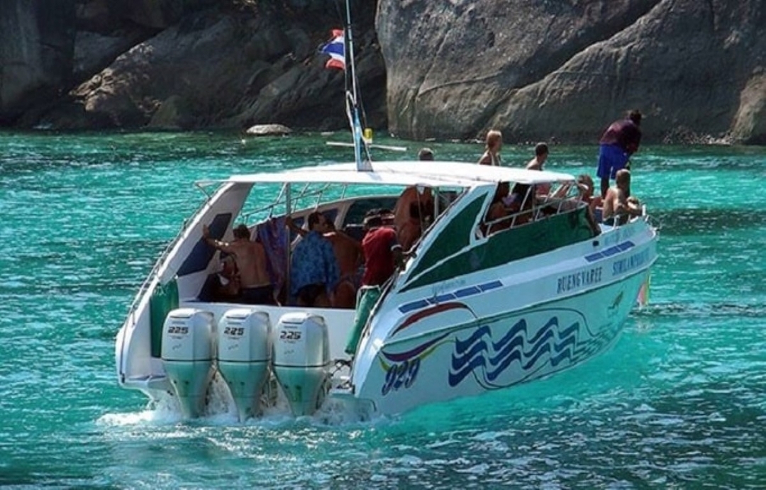 PHUKET: Phi Phi-Maya Bay- Pileh Lagoon-Khai Island by Speed Boat with Lunch 8