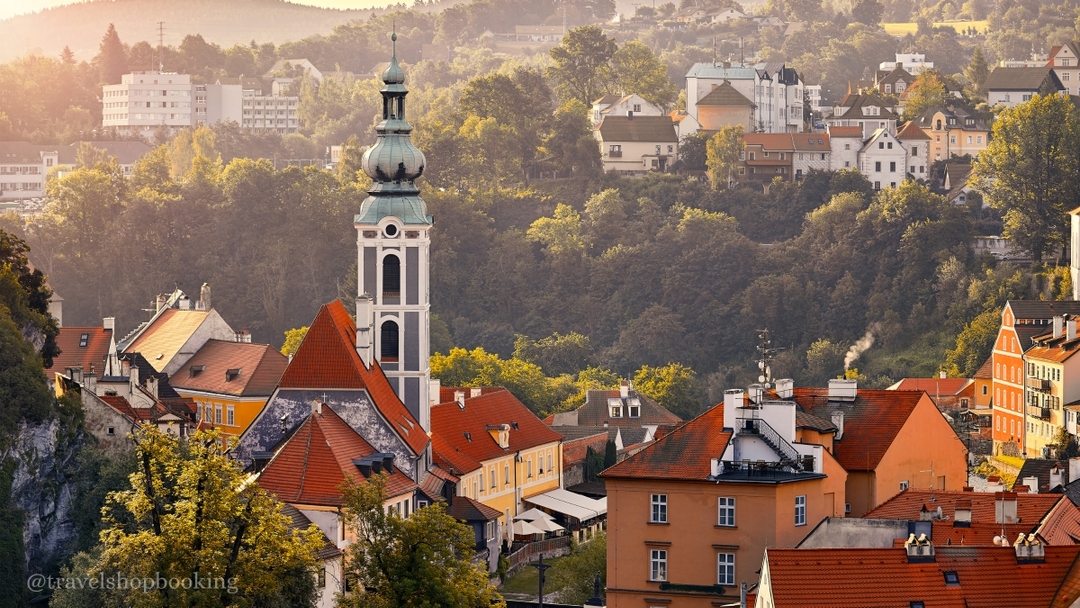 Private VIP Gourmet & Cultural Tour: Prague, Vienna & Budapest in 7 Days 7