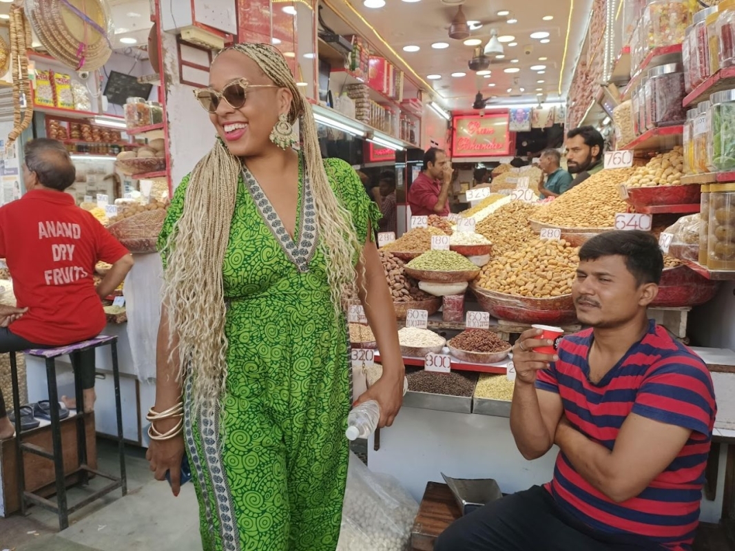 Delhi Private Shopping Tour with Local Guide & Hotel Pickup 4