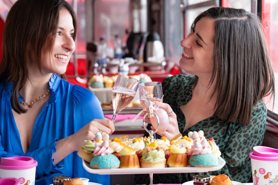 The Original Afternoon Tea London Sightseeing Bus Tour 9