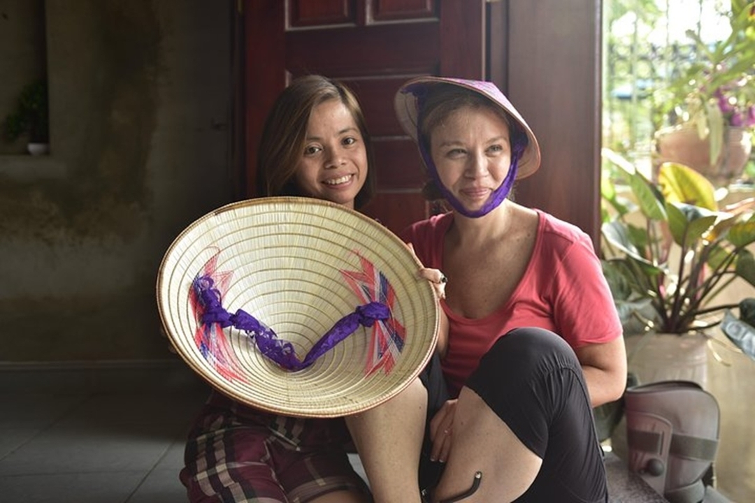 Tour to Chuong Hats Village with ancient feudal Hanoi countryside 1