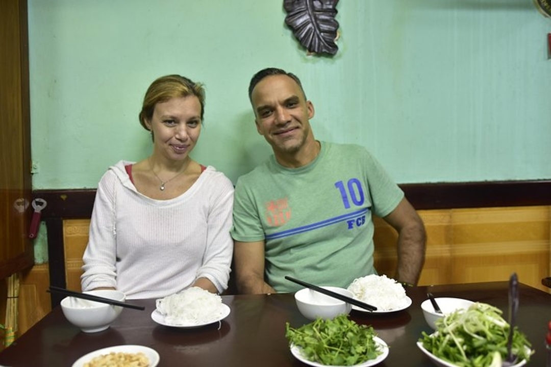 Tour to Chuong Hats Village with ancient feudal Hanoi countryside 4