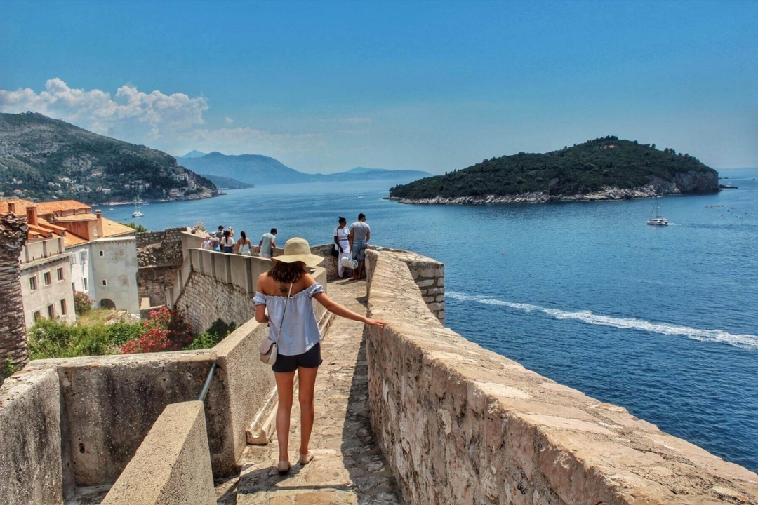 From Split: Dubrovnik Guided Tour with Stop in Ston 8