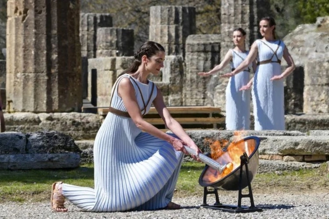 3 Days Classical Tour from Athens: Epidaurus, Mycenae, Olympia, Delphi 1