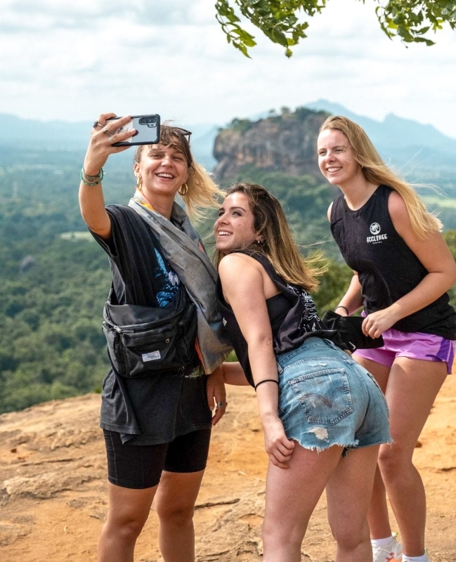 Sri Lanka for Families   18 Days 1