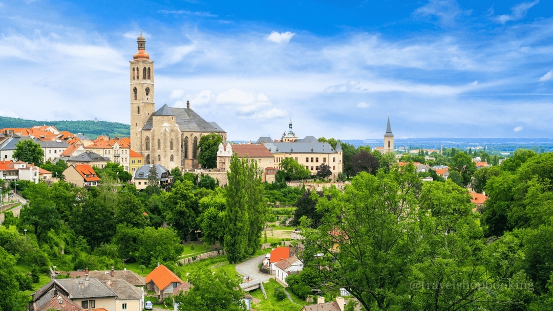 Bohemia Luxury Escape: 5★ Prague & Cultural Treasures (7 Days) 5