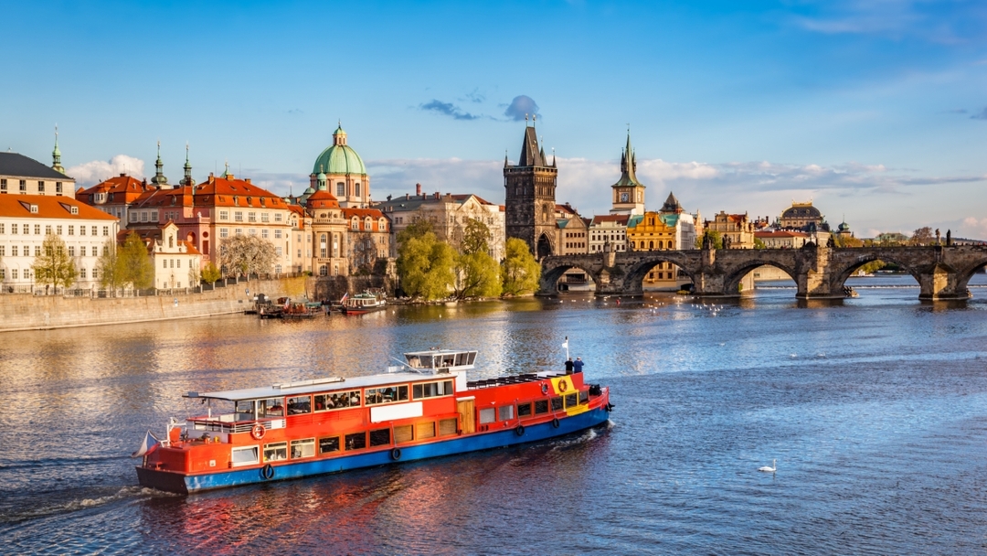 Bohemia Luxury Escape: 5★ Prague & Cultural Treasures (7 Days) 9