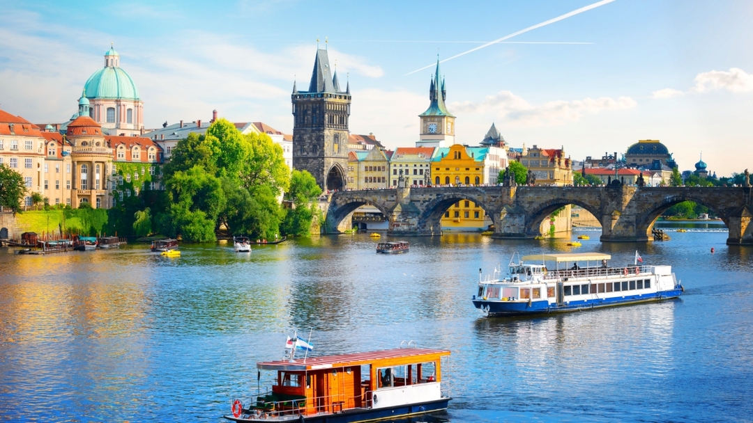 Luxury Honeymoon in Prague & Bohemia – 8-Day VIP Romantic Getaway 10