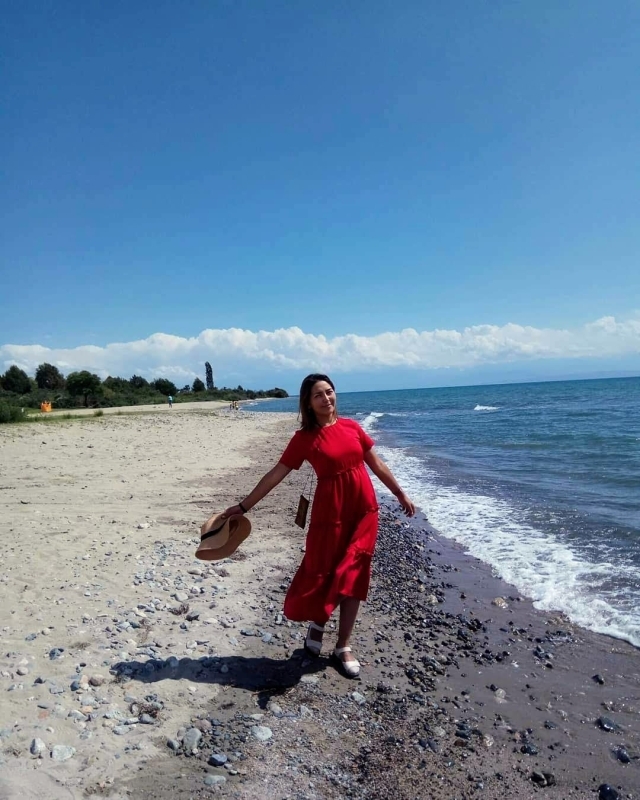 7-Day Spring Tour in Kyrgyzstan 1