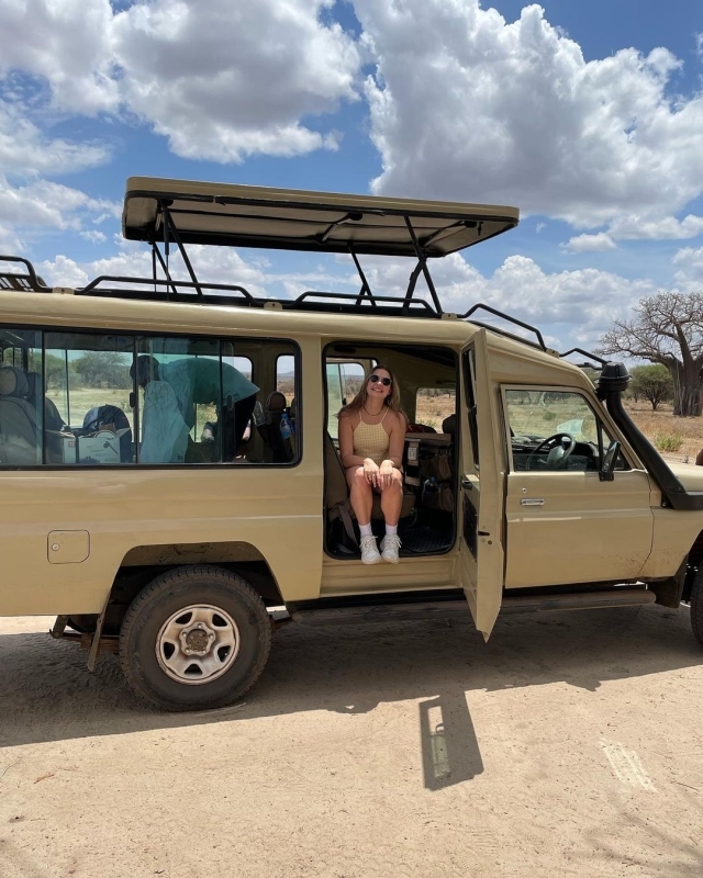 serengeti great wildebeest migrations safari 3