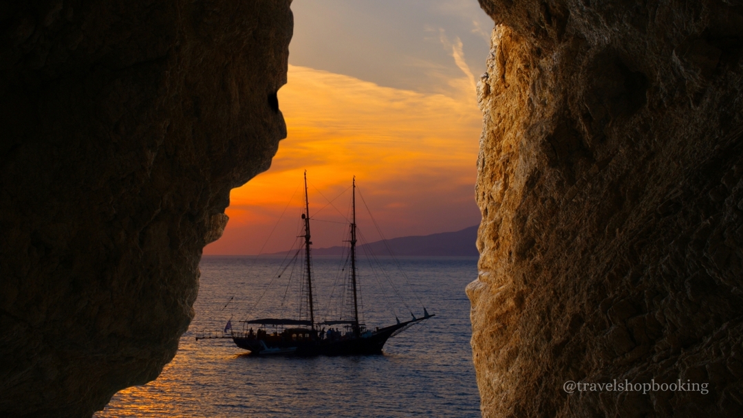 Mykonos Sunset Cruise Tour 6