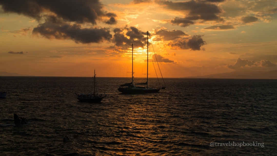 Mykonos Sunset Cruise Tour 7