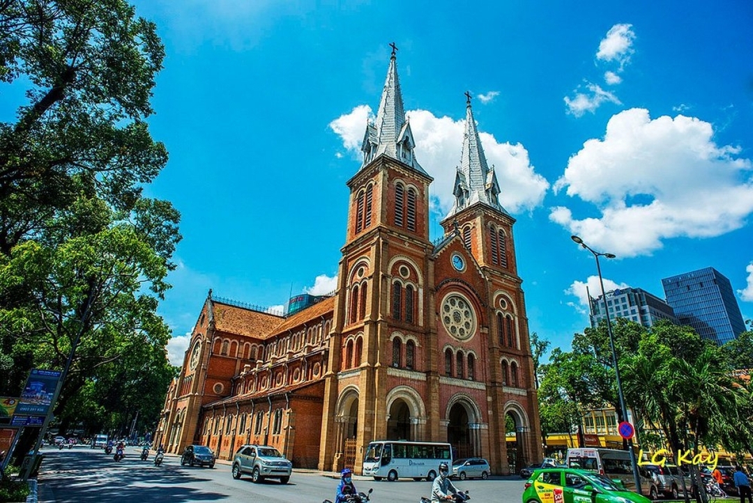 ITA Travel - Vietnam Optional Tour - Hochiminh Haft day Tour 3