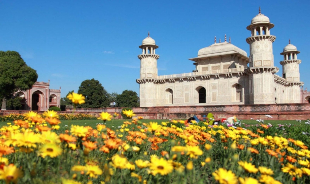 Incredible India Himachal & Taj Mahal Experience 9