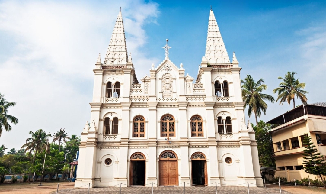 Southern India Highlights & Coastal Experience 10