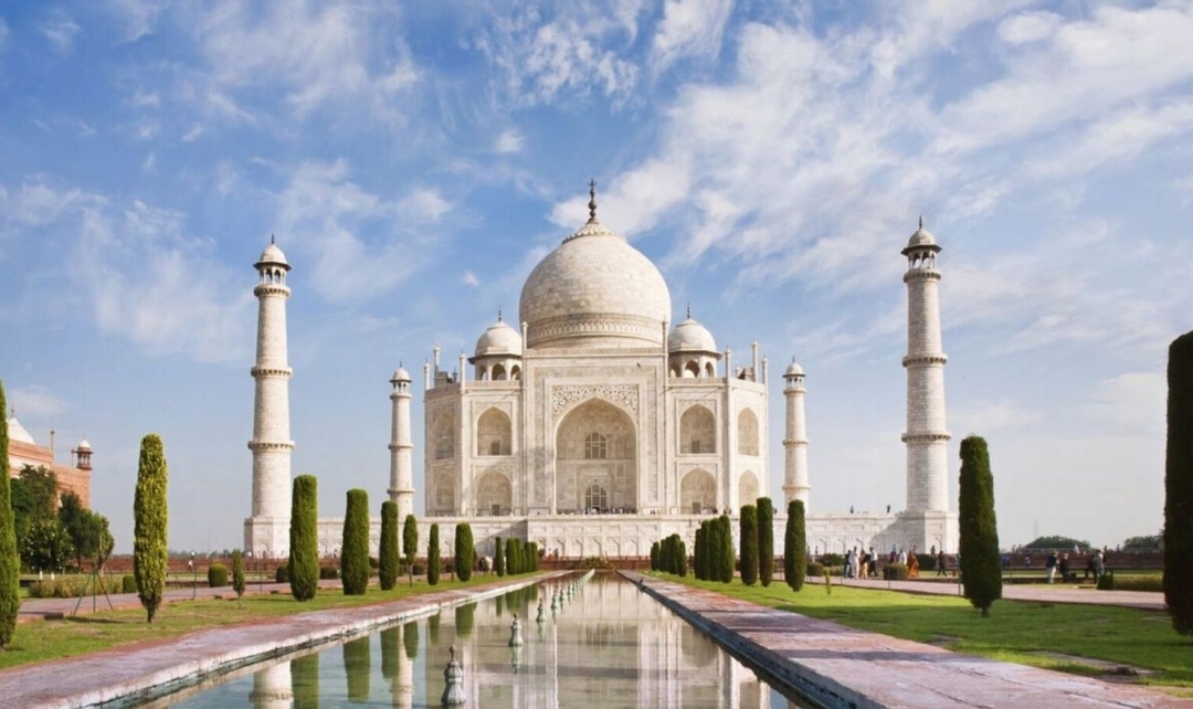 Bandhavgarh, Kanha, Pench Tiger Safari & Taj Experience 1