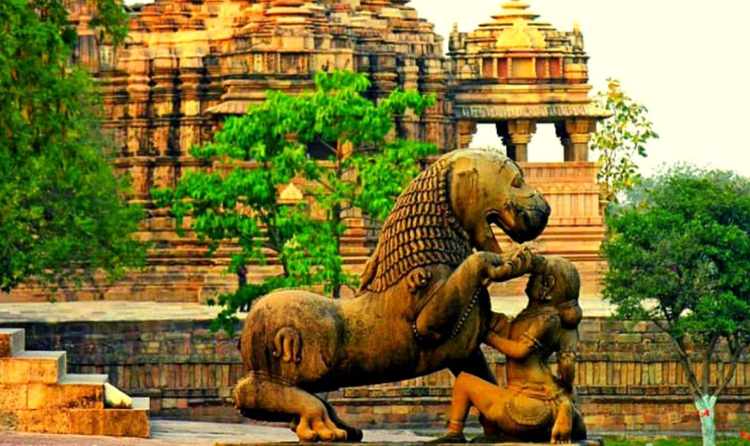 Golden Triangle Tour with Bandhavgarh 9