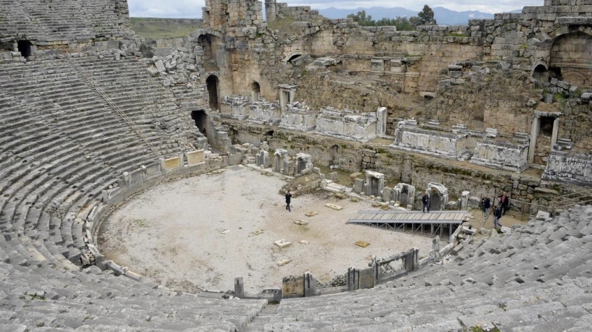 Daily Perge-Aspendos-Side Ancient Cities Tour 2