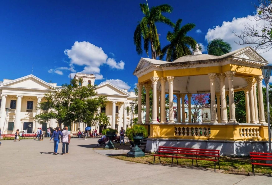 14 Days Experience Cuba Tour from West to East 15