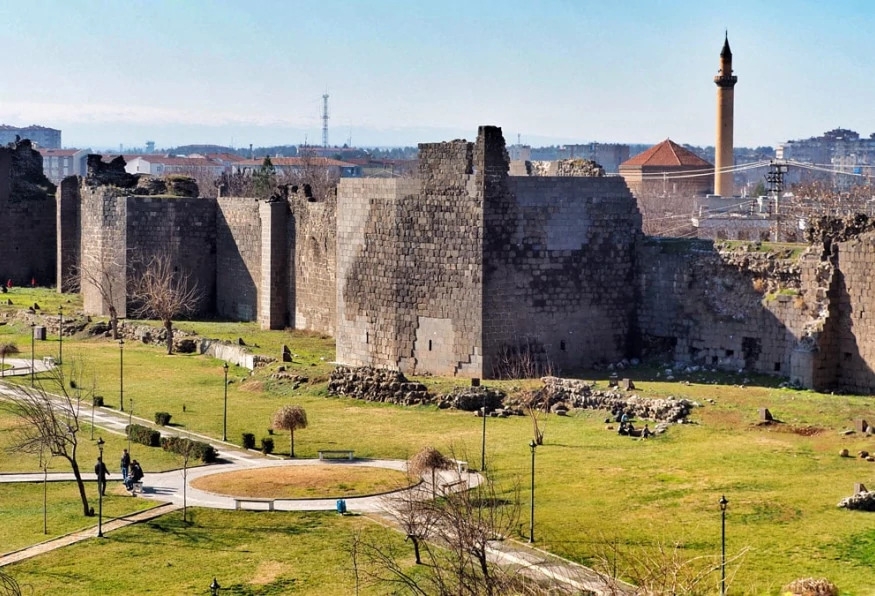 Daily Diyarbakir City Tour from Mardin 10
