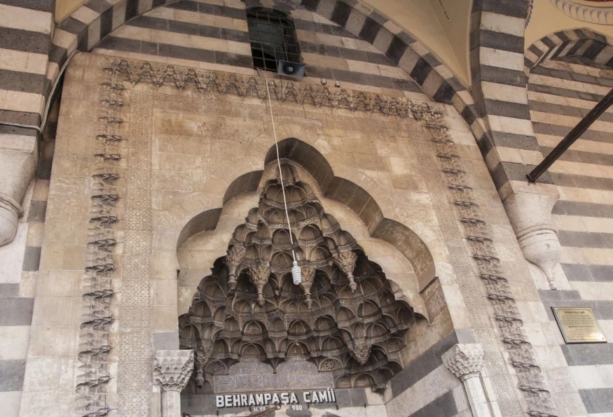 6 Days Diyarbakir City & Zerzevan Castle Tour 6