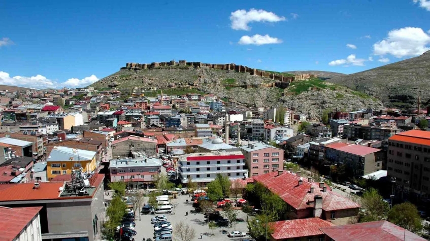 Daily North Bayburt Tour 4
