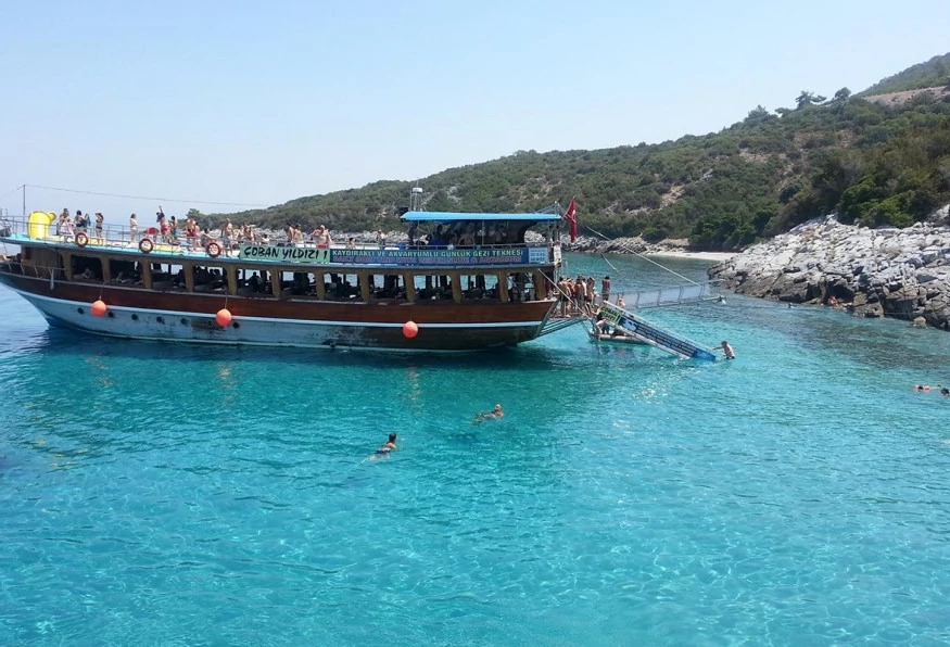 Daily Cesme Boat Trip from Izmir 3