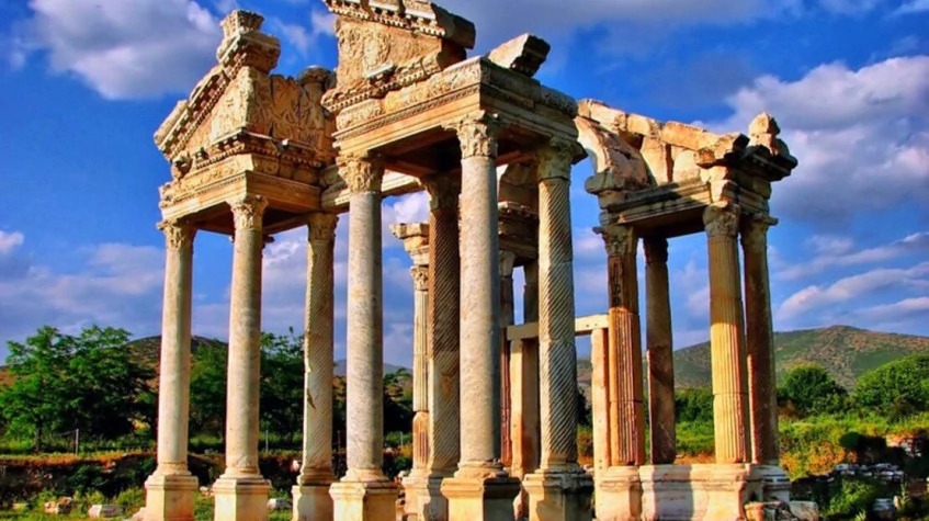 Daily Aphrodisias Tour from Izmir 5